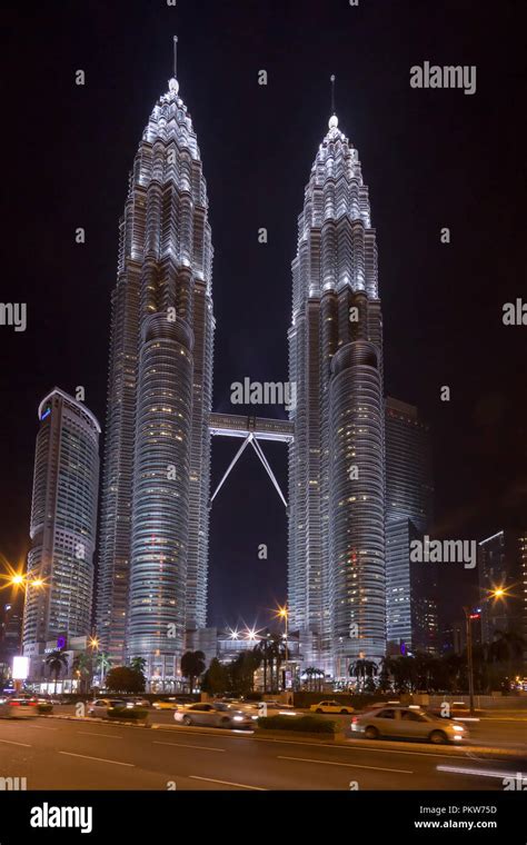 Petronas Towers At Night Kuala Lumpur Malaysia Stock Photo Alamy