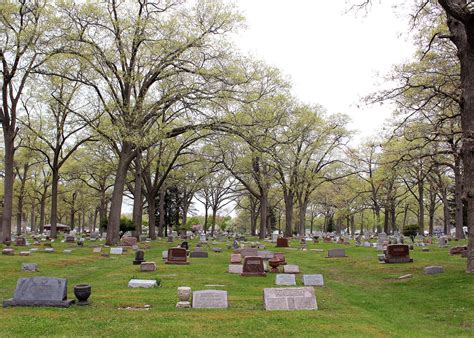 Lakeside Cemetery in Muskegon, Michigan - Find a Grave Cemetery