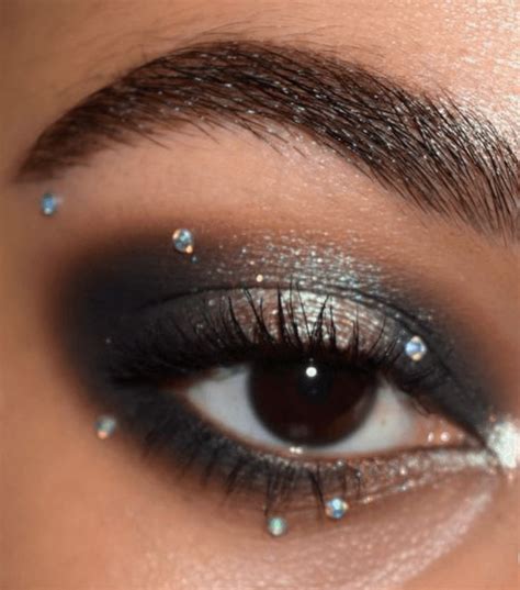 45 Cutest Crystal Eye Makeup Ideas To Copy 2022 Rhinestone Eye Makeup Trend In 2022 Dark