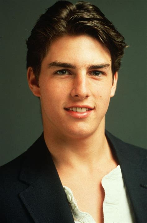 22 Throwback Photos Of A Very Young And Handsome Tom Cruise In The