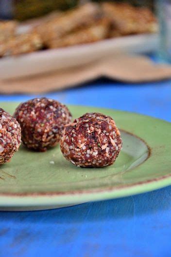 A Healthy 10 Minutes To Make Treat Chocolate Coconut Bites Vegan