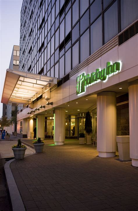 In the delightfully urban setting of the prestigious, historic foggy bottom and steps away from george washington university, you will do more than visit washington d.c.; Holiday Inn Washington-Capitol, Washington DC (DC ...