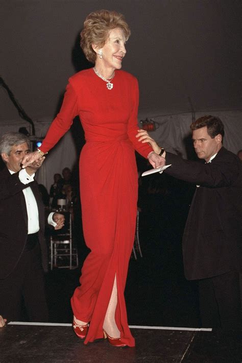 Nancy Reagans Style Through The Years Style Fashion Looks Fashion