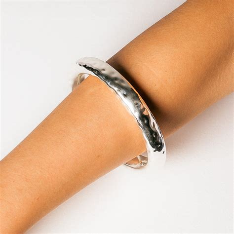 Leon Hammered Tube Bangle Silvershop