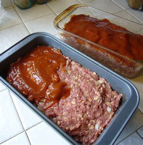 Another one of paula's dessert recipes made with a new you will have to buy a subscription to view it on paula deen's new website, as mentioned in this post. Paula Deens Meatloaf | Recipe | Recipes, Food network ...