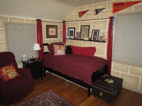 Days of Wonder | Harry potter room decor, Gryffindor room, Gryffindor