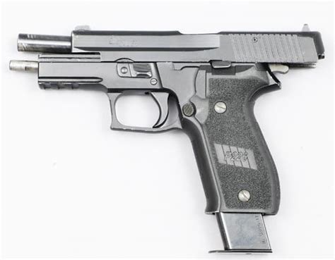 Pistolet Sig Sauer P226 Al So Dao