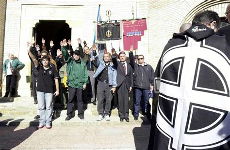 Neo Fascists In Italy Gather For 90th Anniversary Of March On Rome Huffpost