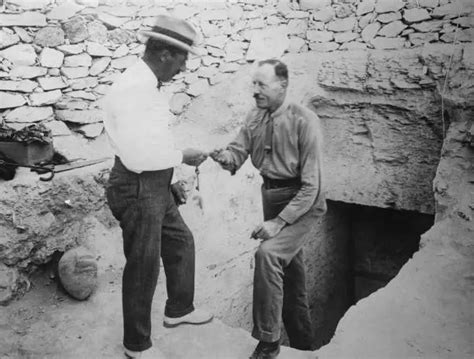 howard carter hands discovered tomb of tutankhamun 1922 old photo 8 50 picclick au