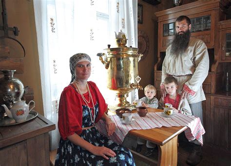 russian traditional folk costume русские традиционные народные костюмы ukrainian costumes