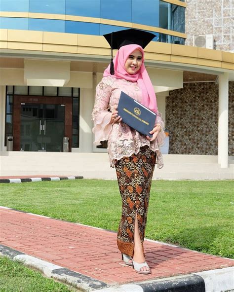 We did not find results for: Model Kebaya Muslim Untuk Wisuda | Jual Baju Brokat ...