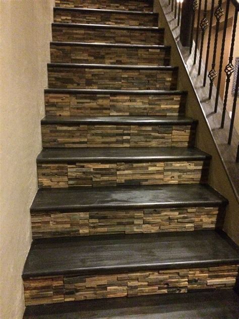 From Carpeting To Stained Wood With Custom Risers Diseño De Escalera
