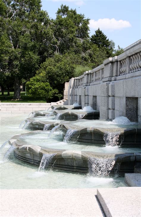 Fountains by US Capitol - Washington DC | Visiting washington dc, Capitol washington, Washington dc