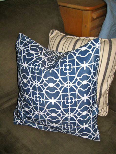 Above all, it's like your momma said: How to Make Easy Peasy No-Sew Pillow "Envelope" Style ...