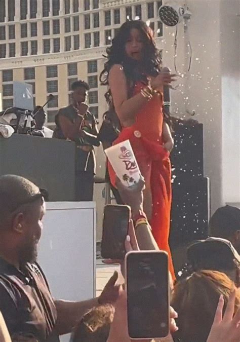 Cardi B Was Splashed By A Drink Thrown By Fan While She Was Performing