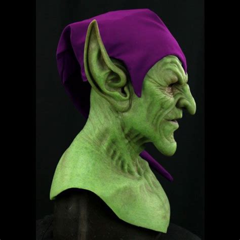 Science fiction, comic book, fantasy, and video game news. Marvel Green Goblin Silicone Mask | Green goblin costume ...