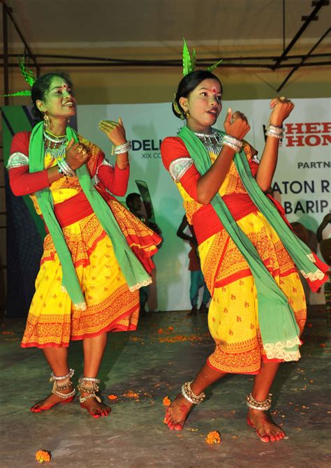Odisha Tibal Folk Dancers Performing The Jhumar Dance Cultural Dance