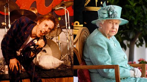 Sex Pistols Reaccionan A La Muerte De La Reina Isabel Ii — Rockandpop