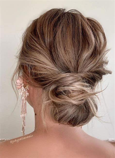 44 Messy Updo Hairstyles The Most Romantic Updo To Get An Elegant Look