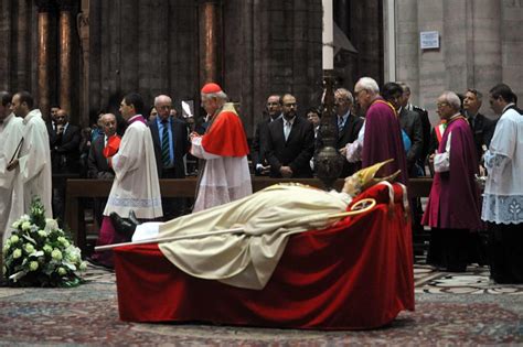 Le bimbe si chiamano allo stesso modo, ma mia figlia va al nido da quando aveva 8 mesi. Lettera a mio zio, Cardinal Martini. Così ha chiesto di ...