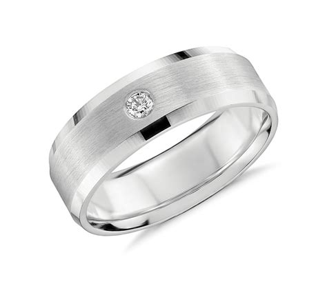 The average net worth for the above average married couple. Single Diamond Wedding Ring in Platinum (7mm) | Blue Nile