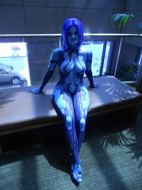 Pin by Марияна Иванова on Awesome Cortana cosplay Halo cosplay Amazing cosplay