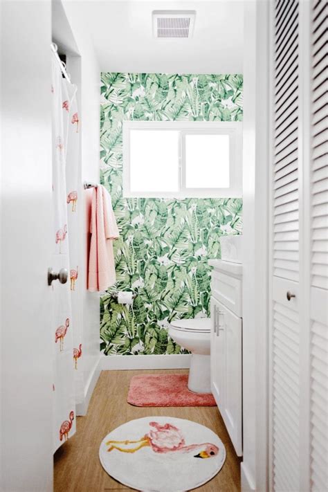 These small apartment bathrooms incorporate smart and stylish storage solutions with an effective layout to make up for the lack of square footage. 68 Apartment Decorating Ideas and Organization Tips for ...
