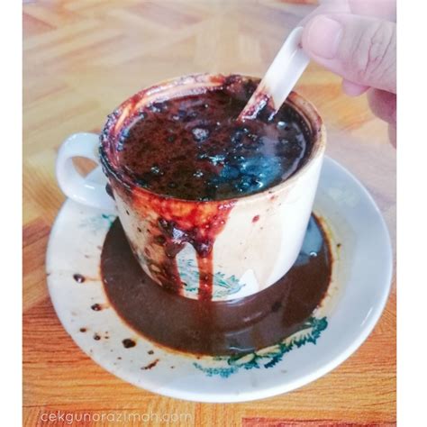 Kopi yang paling istimewa di sini iaitu kopi power sudah berjaya menawan hati ramai! Mr Manshor Kopitiam Power ~ Cikgu Norazimah