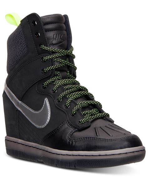 Lyst Nike Womens Dunk Sky Hi 20 Sneakerboot From Finish Line In Black