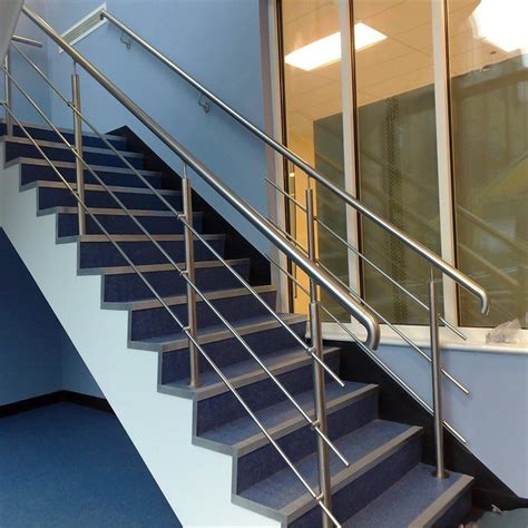 Ss304 Solid Rod Stainless Steel Railing Design For Balcony Stairs
