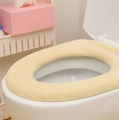 New Beige Bathroom Warm Toilet Seat Cover Soft Round Elongated Padded