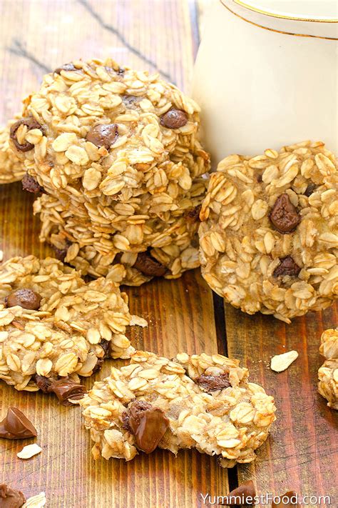 Transfer the batter into the lined pan, adding extra chocolate chips on top. Banana Chocolate Chip Oatmeal Cookies - Recipe from ...