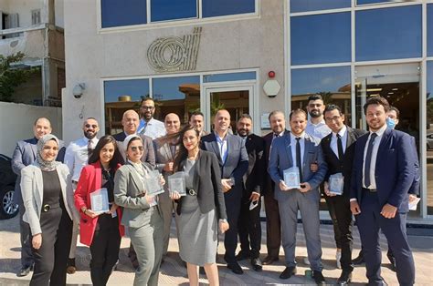 يقدم البنك العربى الافريقى الدولى وسيلة سريعة، مضمونة، وآمنة لتحويل واستلام الأموال عبر ويسترن يونيون، الشركة الرائدة في مجال خدمات تحويل الأموال. بنكي | صور| العربي الإفريقي يكرم الفروع المتميزة في الأداء ...