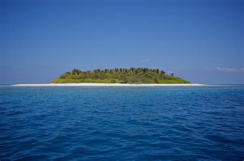 10 Uninhabited Islands Around The World Photos Touropia