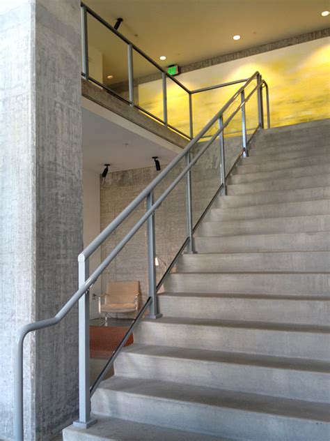 Interior and exterior, residential and commercial. Aluminum Railings | American Railworks