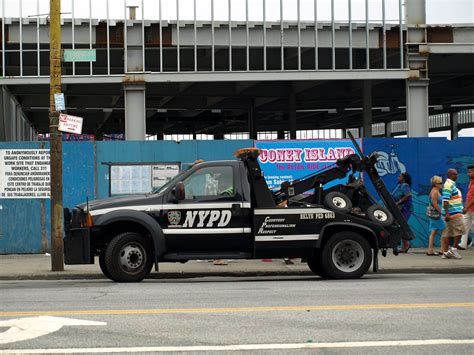 Nypd Police Tow Truck Coney Island Brooklyn New York Ci Flickr