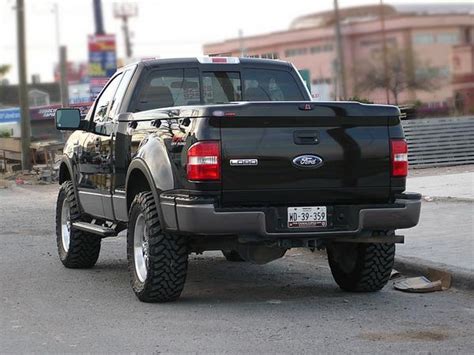 Here at andy's auto sport we have a large. 2006 Cover f150 ford tonneau