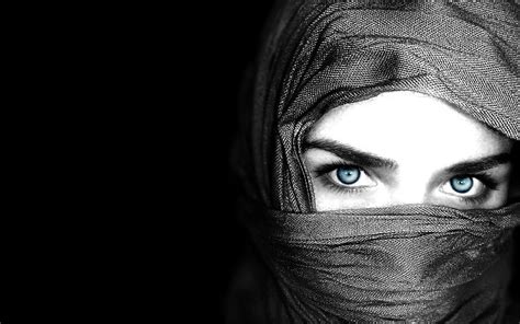 Womens Hijab Headdress Eyes Face Black Background 1080p Wallpaper Hdwallpaper Desktop