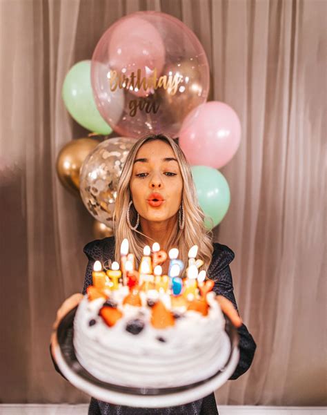 Ig Signemengote Birthday Photo Idea Happy Birthday Photoshoot With