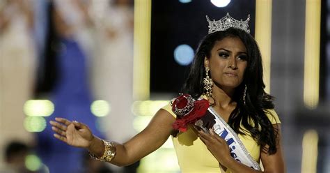 Miss America Crown Goes To An Indian American For First Time