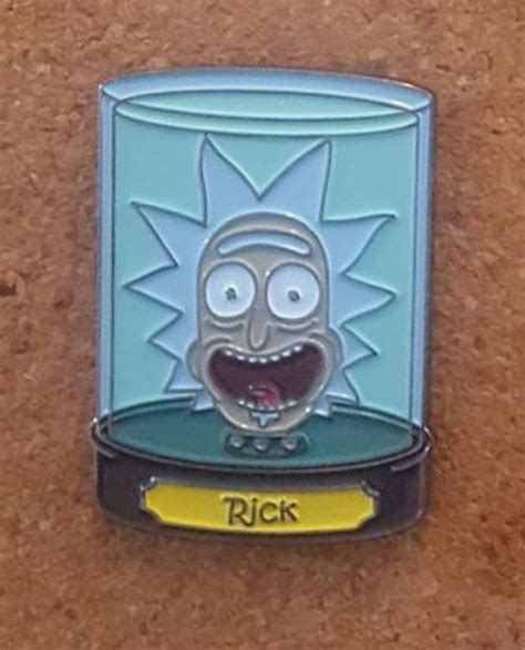 Rick and Morty Floating Head Crossover Pin | Etsy