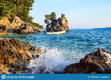 Brela Felsen Kroatien Stockbild Bild Von Abend Strand 145654981