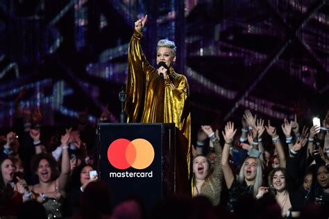 The Brit Awards 2019 Winners Performances And Best Dressed The