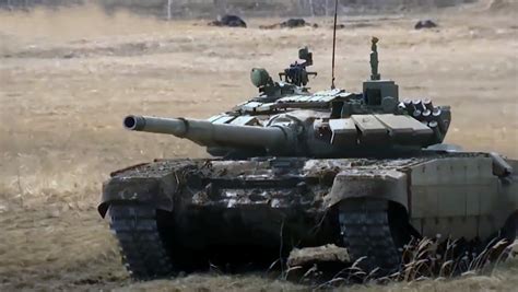 Video Modernizados Tanques Rusos T 72 Destruyen Sus Objetivos Durante