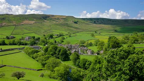 Time Lapse Of English Countryside On Sunny Day Yorkshire Dales Stock