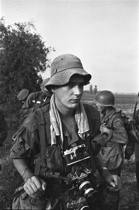 Photographer Tim Page War Photography Vietnam War Photos Vietnam War