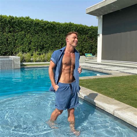 Colton Haynes Sexy The Male Fappening