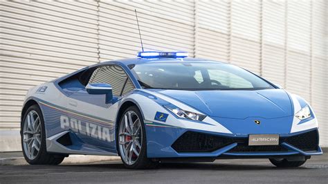 Lamborghini Delivers A Huracan Police Car To The Italian Highway Patrol
