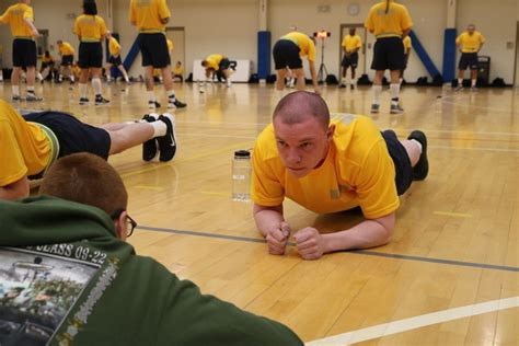 Dvids Images Ocs Initial Physical Fitness Assessment Image 5 Of 10