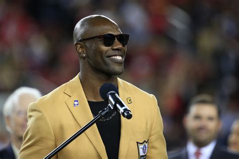 Terrell Owens Reportedly Speaking With Nfl Teams About Comeback The